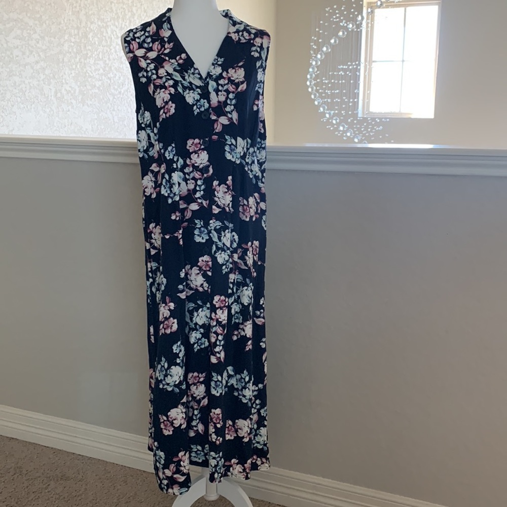 J Jill  navy button down collared floral maxi dress size Medium.